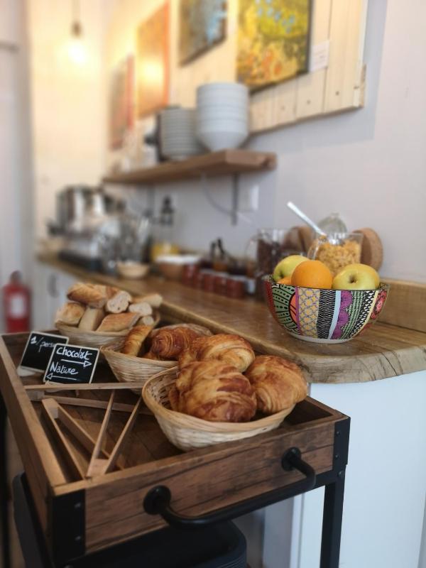 Georges Hostel & Café - image 37