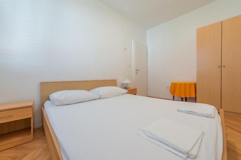 Apartmani Drago - image 6