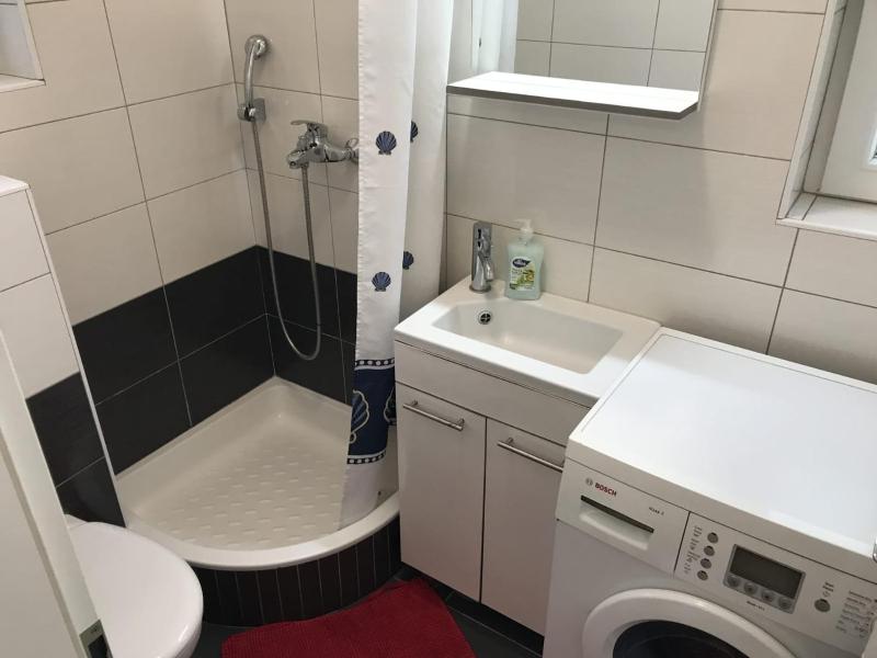 One-Bedroom Apartment image 4