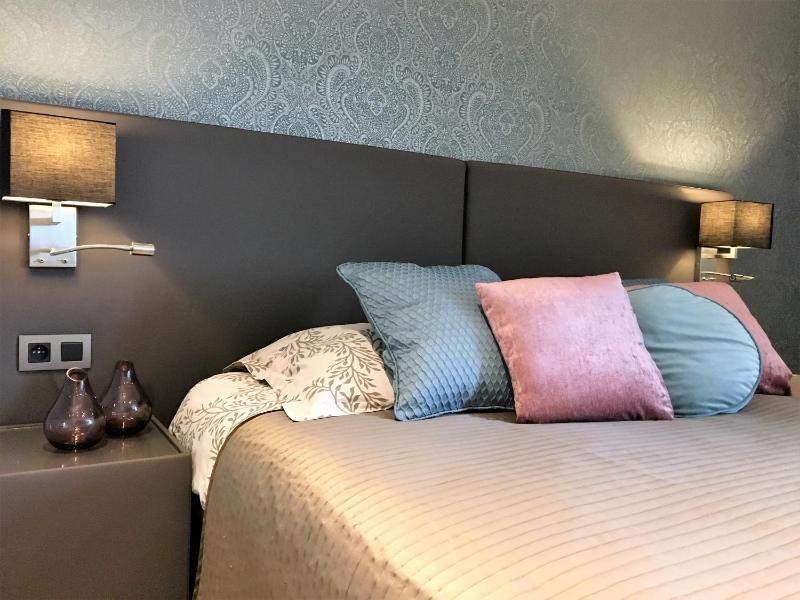 Comfort Triple Room image 2