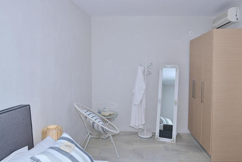 Superior Apartment image 2
