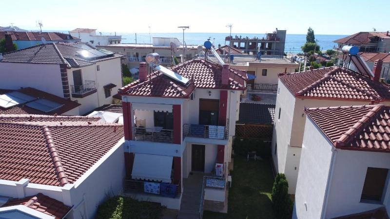 Five-Bedroom House image 3