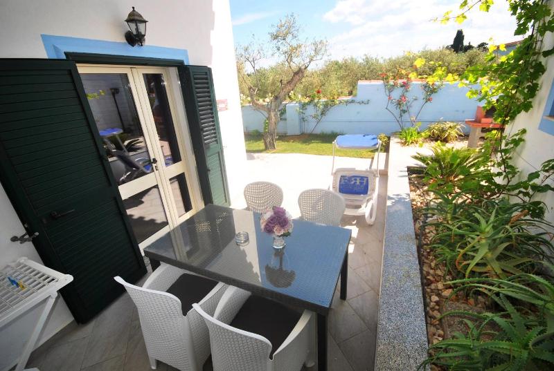 One-Bedroom Apartment (4 Adults) image 1