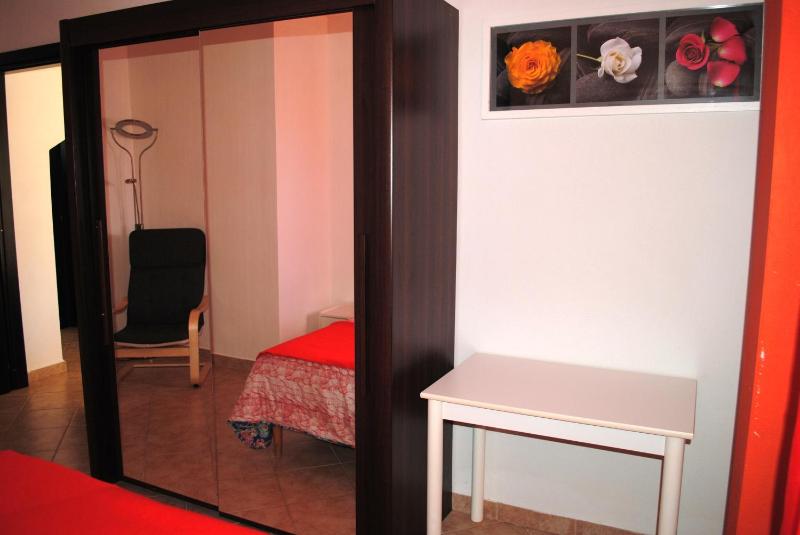 One-Bedroom Apartment (4 Adults) image 2