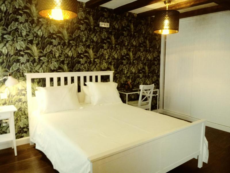 Superior Twin Room image 1