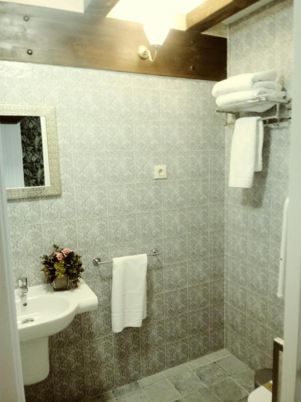 Superior Twin Room image 2
