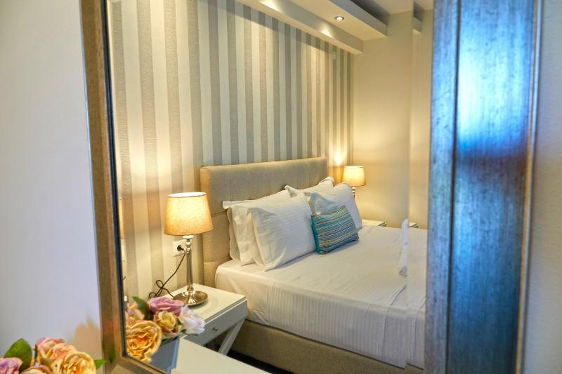 Deluxe Apartment image 1