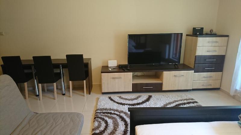 Mala Beach Apartment - image 22