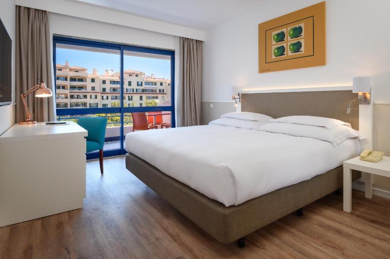 Hotel Pestana Cascais Ocean & Conference Aparthotel - image 2