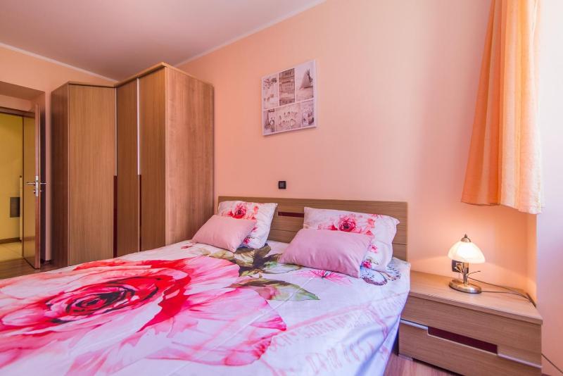 Apartment Runko in Villa Emilia - image 11