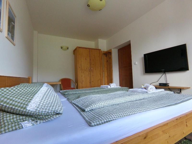 Family Suite (2 Adults + 2 Children) image 1