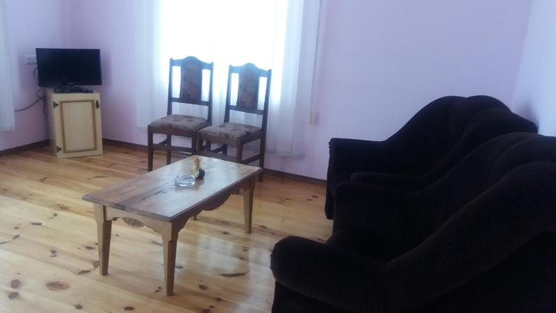 One-Bedroom Suite image 3