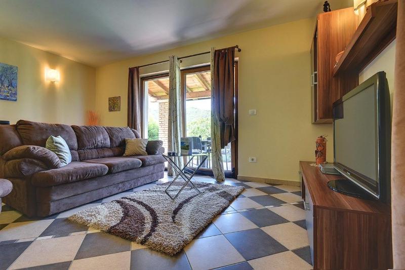 Four-Bedroom Holiday Home image 3