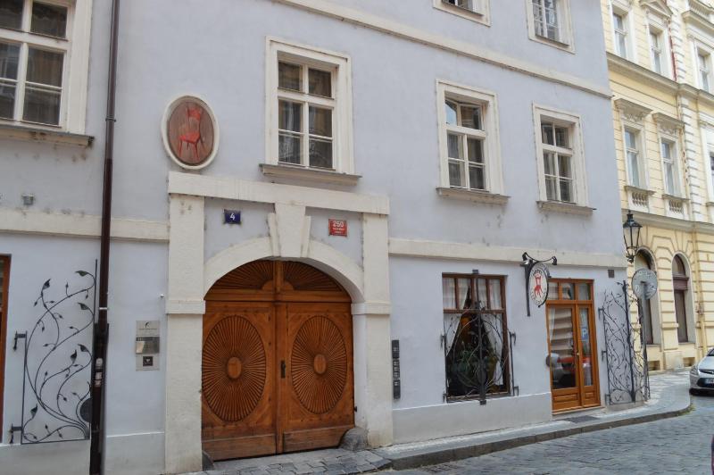 U Cervene zidle - Red Chair Hotel - image 1