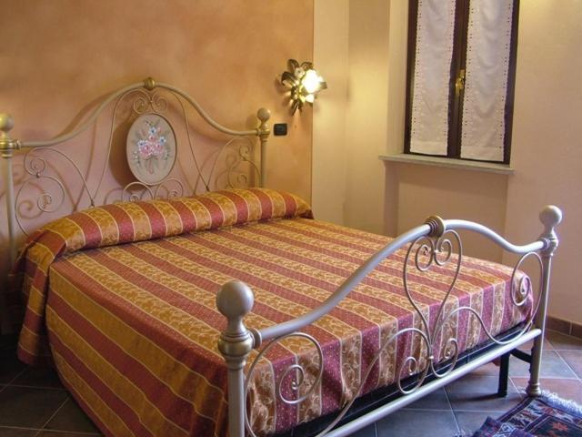 Double Room image 1