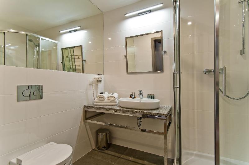 Comfort Double or Twin Room image 1