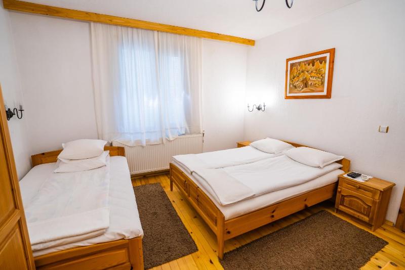Triple Room image 2