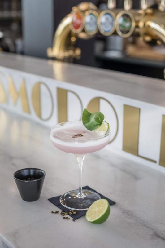 Hôtel Cosmopolitain - image 22