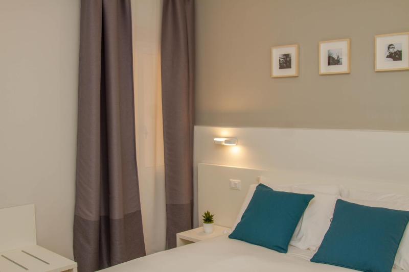 Standard Suite image 3