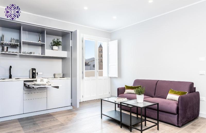 Suite with Terrace image 4