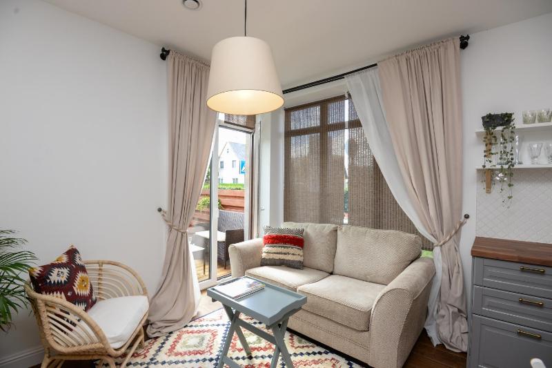 Holiday House Apartments - image 6