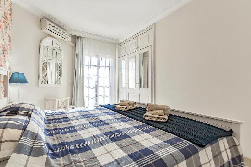 Apartment with large terrace in Terrazas del Duque - image 13