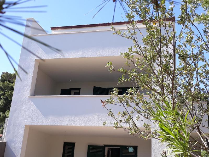 Apartment Beni - image 11