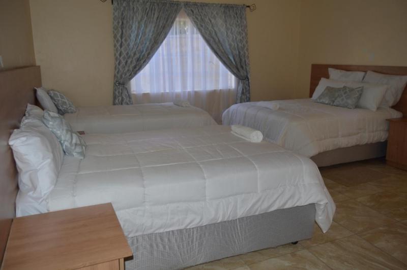 Chitova’s Guesthouse - image 11