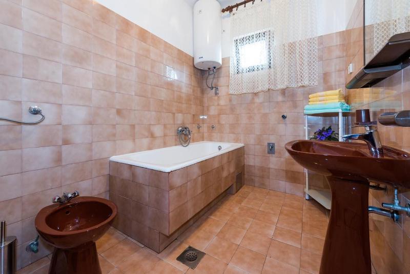 Two-Bedroom Apartment with Terrace and Sea View image 1