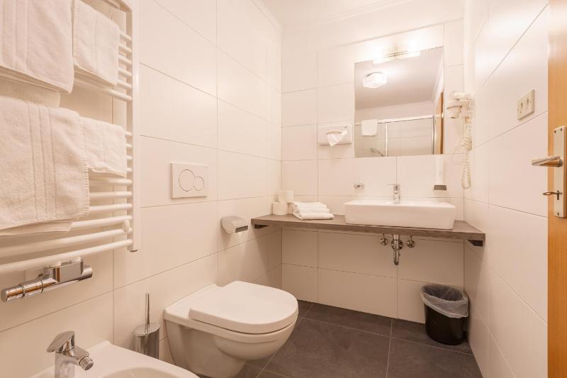 Standard Apartment image 2