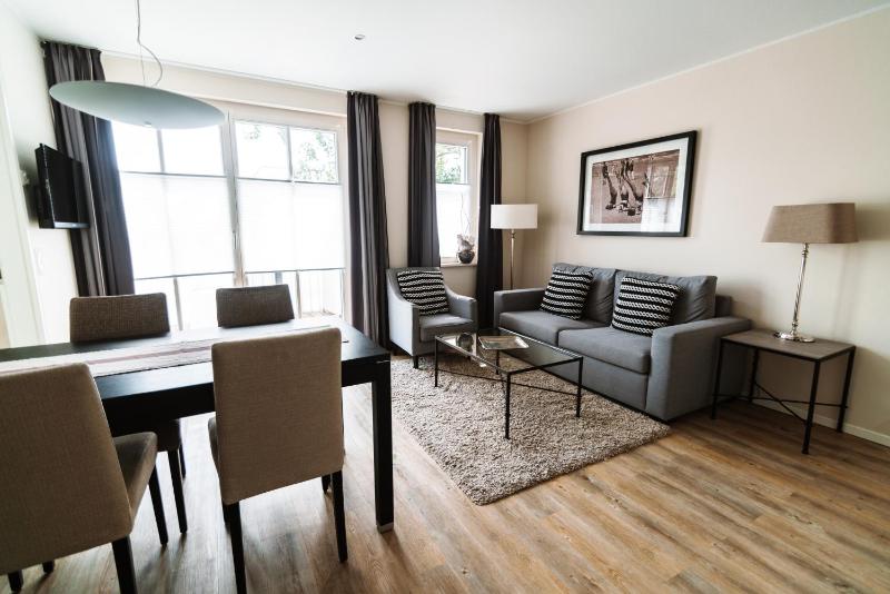 One-Bedroom Apartment image 1
