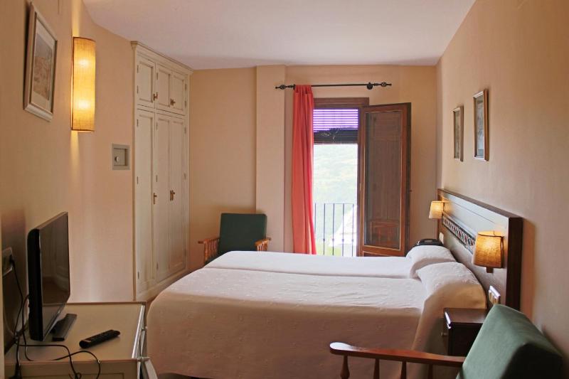 Romantic Offer - Double or Twin Room image 4