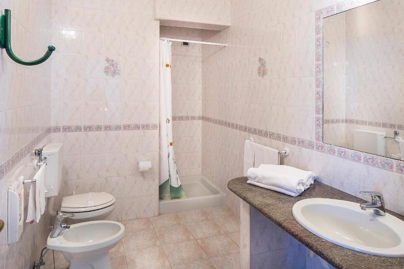 Single Room image 1