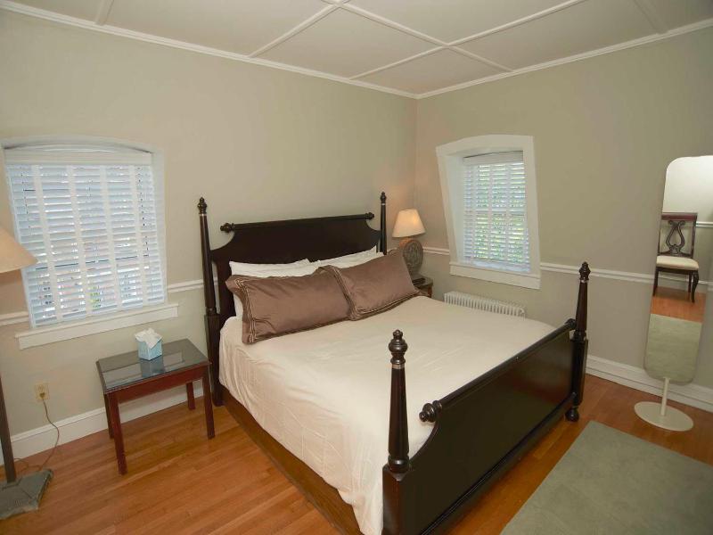 Two-Bedroom Suite image 3