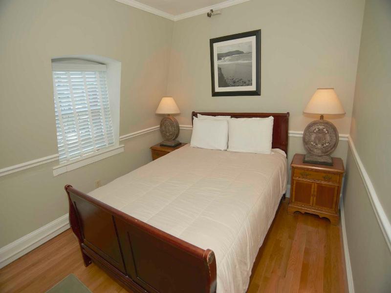 Two-Bedroom Suite image 4