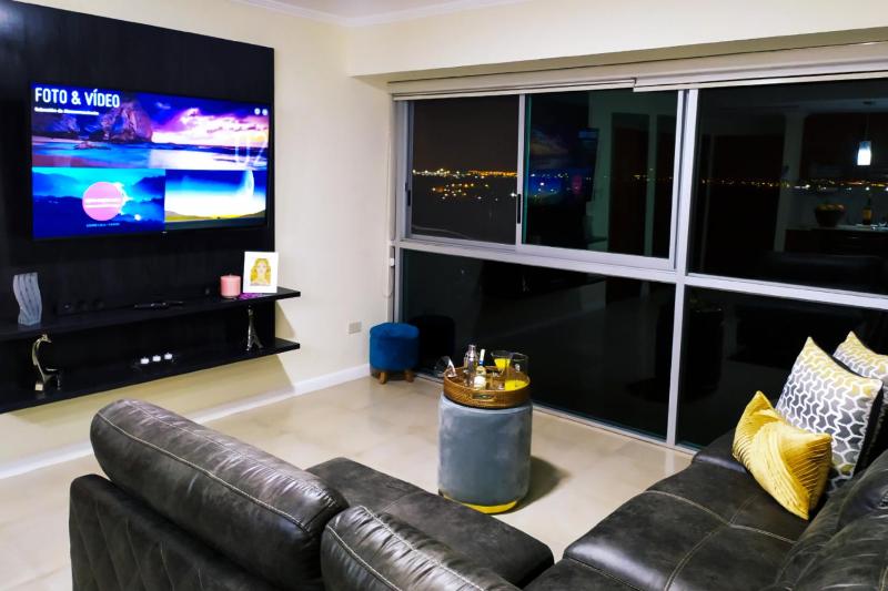 Puerto Santa Ana Suite con vista al Rio - image 15