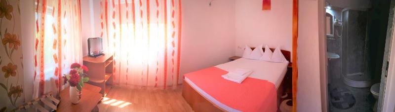 Double Room image 2