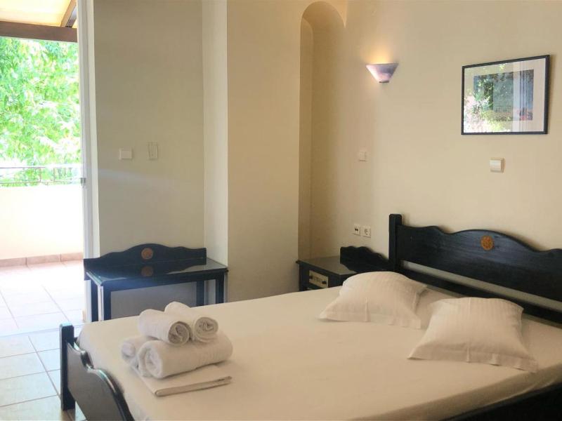 One Bedroom Apartment image 3