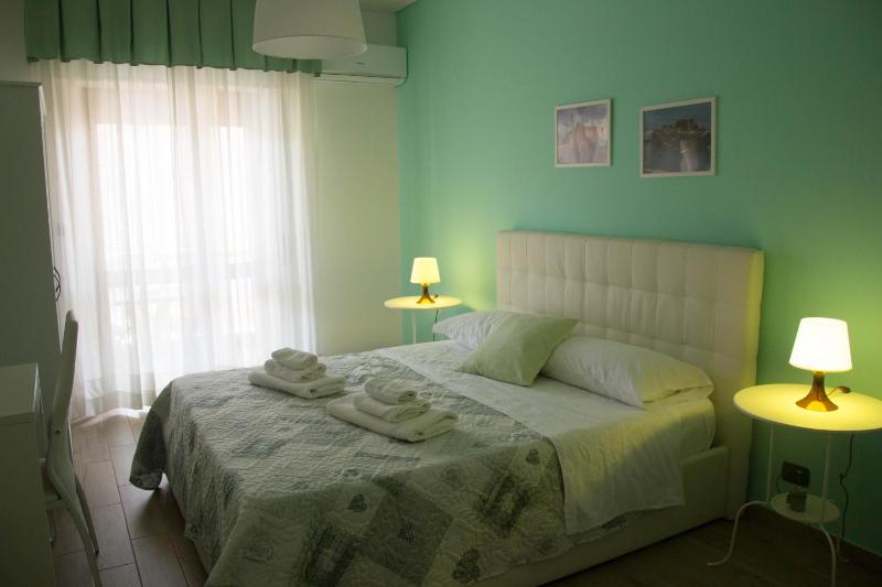 Triple Room with Private Bathroom image 3