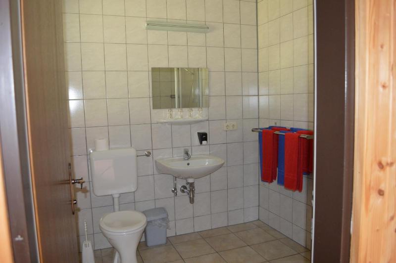 Family Room (2 Adults + 1 Child) image 2