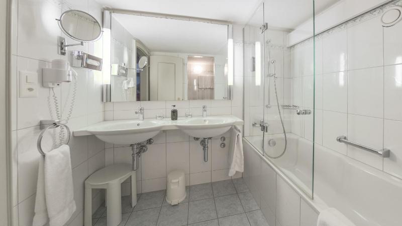 Romantik Hotel Wilden Mann Luzern - image 5