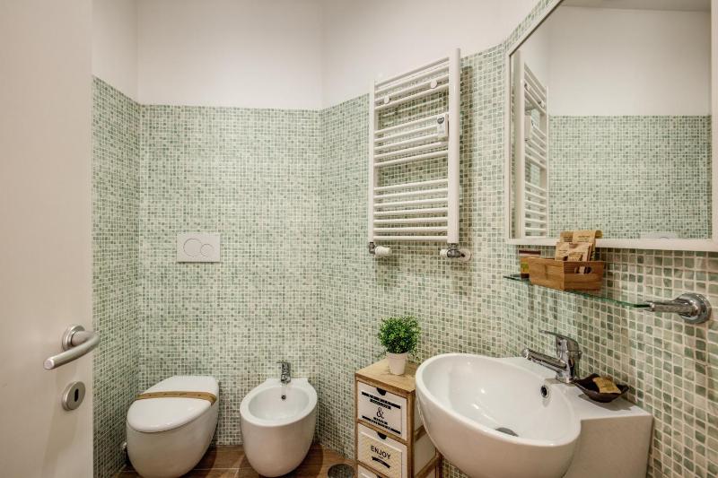 Deluxe Triple Room image 4