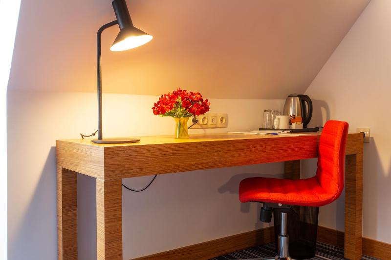 Double Room - Disability Access/Non-Smoking image 4