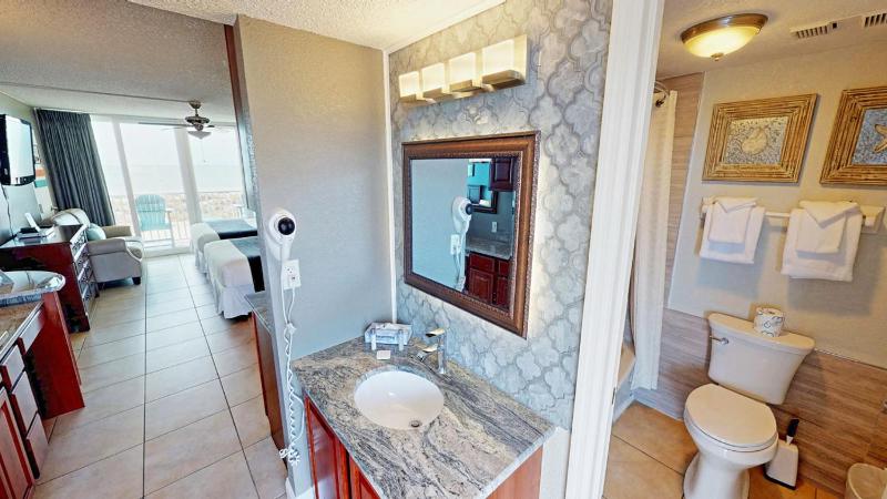 Executive 2 Doubles Ocean View - 206 image 4