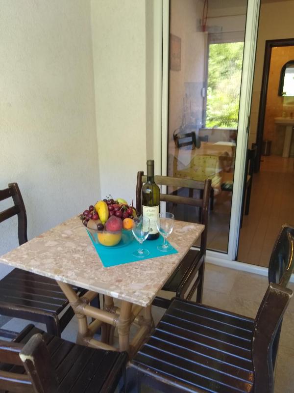 One-Bedroom Apartment with Balcony image 1