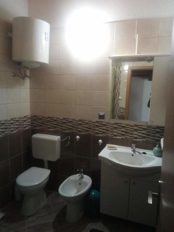 One-Bedroom Apartment with Terrace and Sea View image 1