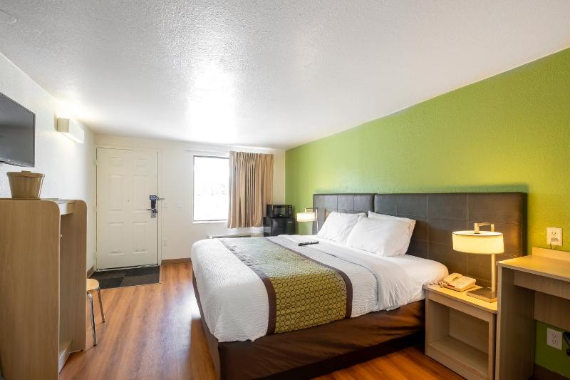 King Room - Disability Access/Non-Smoking image 2
