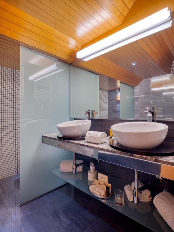 Junior Suite image 2