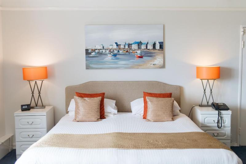 Deluxe Double Room image 1