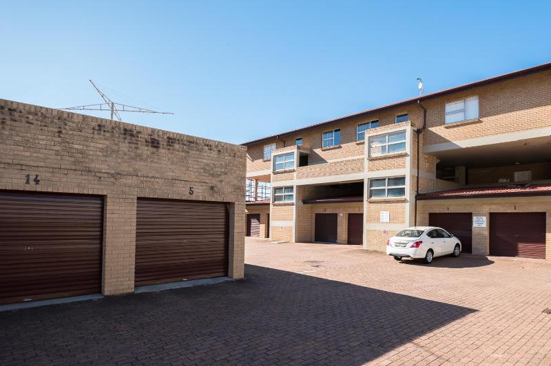Frinton on Sea 8 - image 12